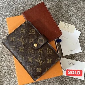 Louis Vuitton Papier Zippy wallet